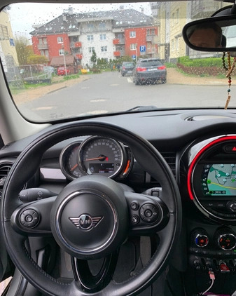 MINI Cooper cena 72000 przebieg: 63800, rok produkcji 2018 z Szczecin małe 154